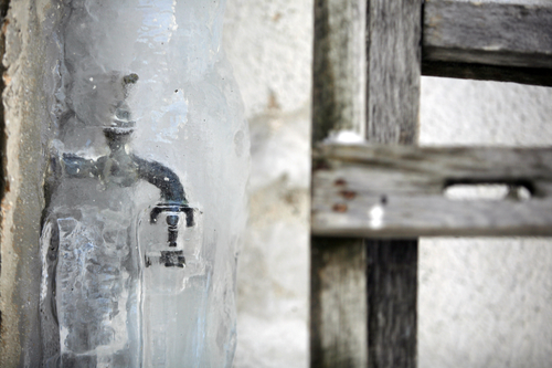 How Cold Weather Affects the Plumbing System